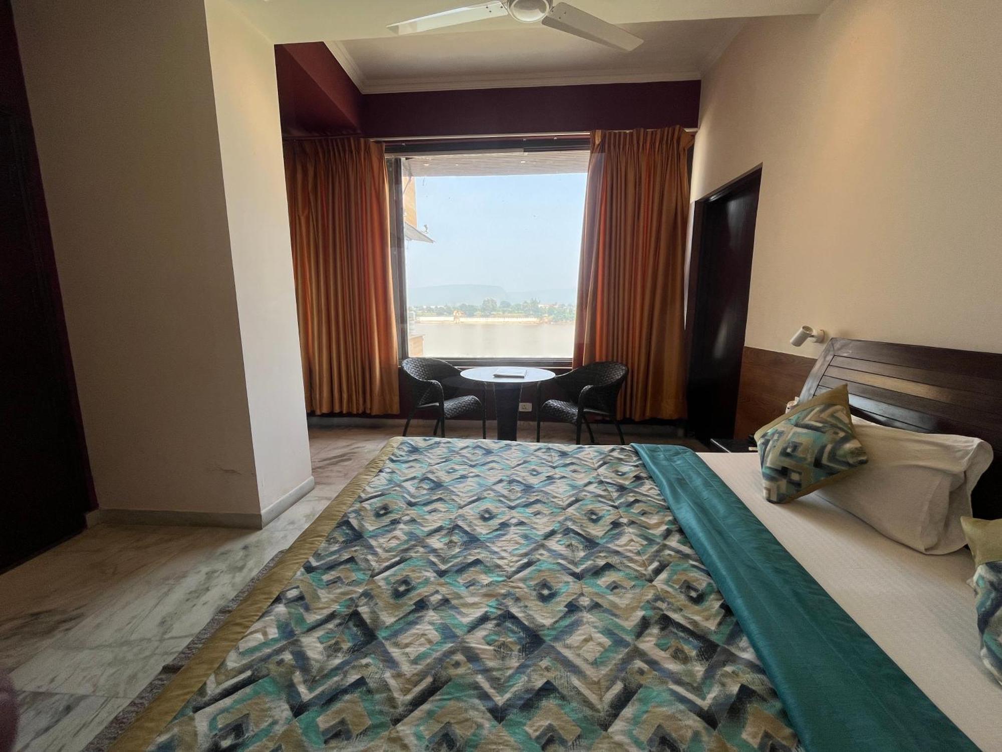 Treehouse Narmade A Riverfront Resort & Spa Narmadapuram Hoshangabad Dış mekan fotoğraf