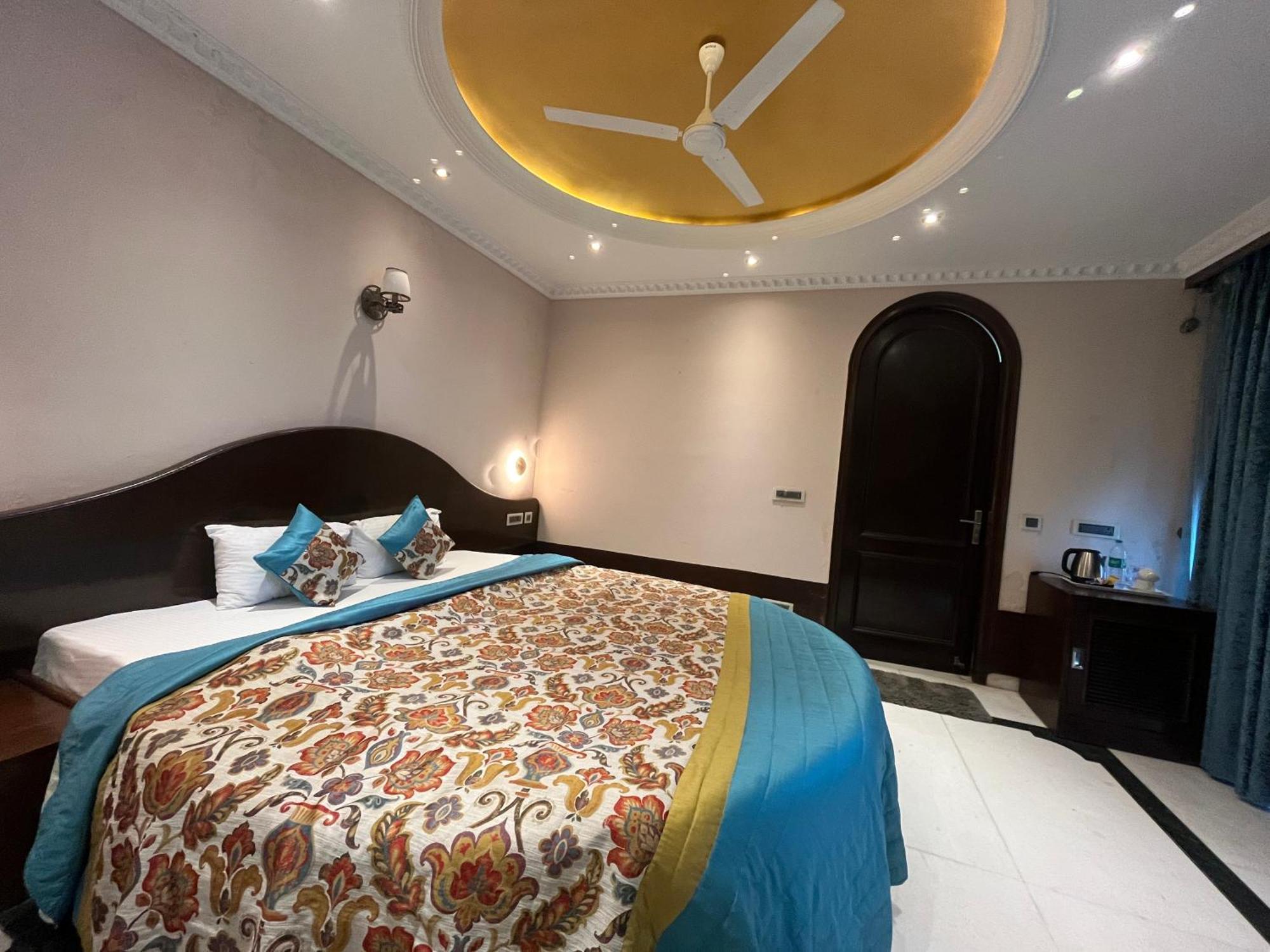 Treehouse Narmade A Riverfront Resort & Spa Narmadapuram Hoshangabad Dış mekan fotoğraf