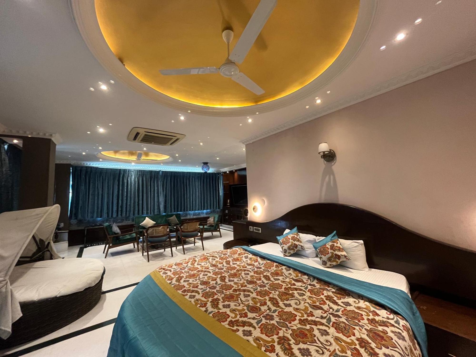Treehouse Narmade A Riverfront Resort & Spa Narmadapuram Hoshangabad Dış mekan fotoğraf